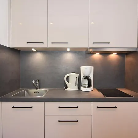 Luv &amp Lee, Whg 11 Daire *